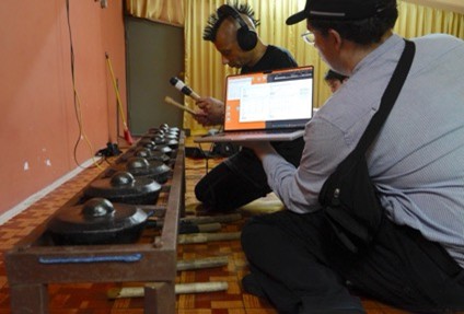 The research team conducted sound pressure measurements with instruments at the Faculty of Creative Arts at the Universiti Malaya (UM).